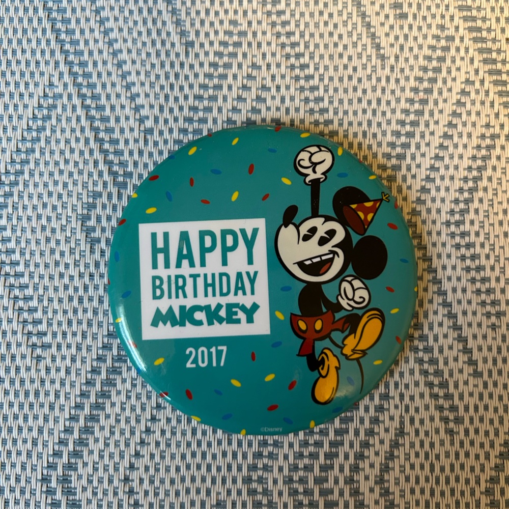 Happy Birthay Mickey Button 2017